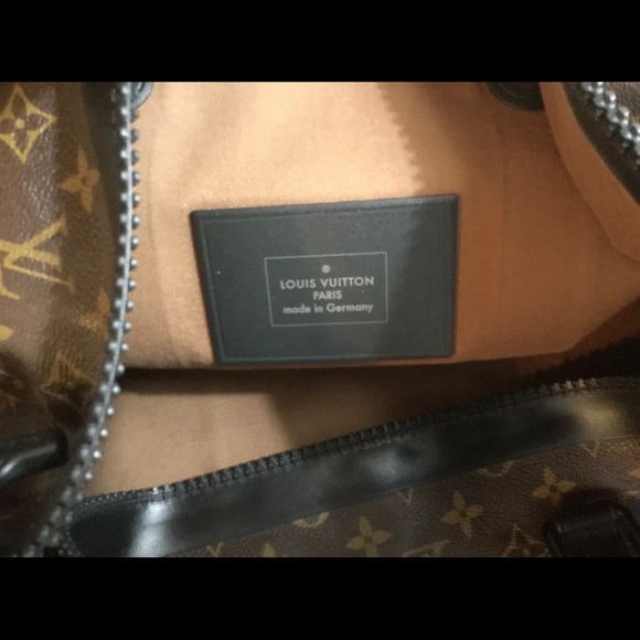 Louis Vuitton Keepall 55 Monogram Waterproof - Picture 9 of 12